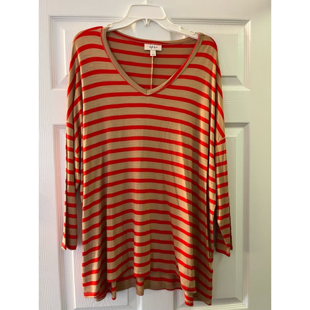 Misses long sleeve v-neck blouse